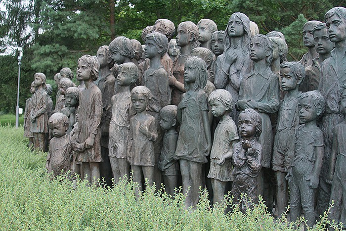 1 sculptures-children-of-lidice-czechoslovakia-czech-republic.jpg